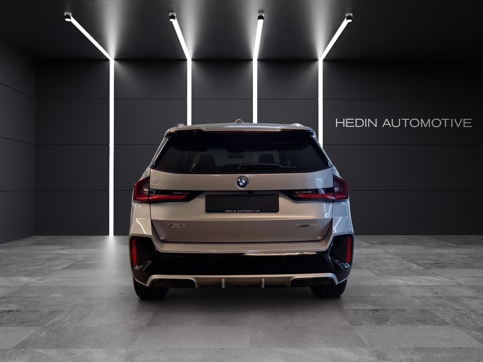 BMW iX1 30 xDrive, Elettrica, Auto nuove, Automatico - 4