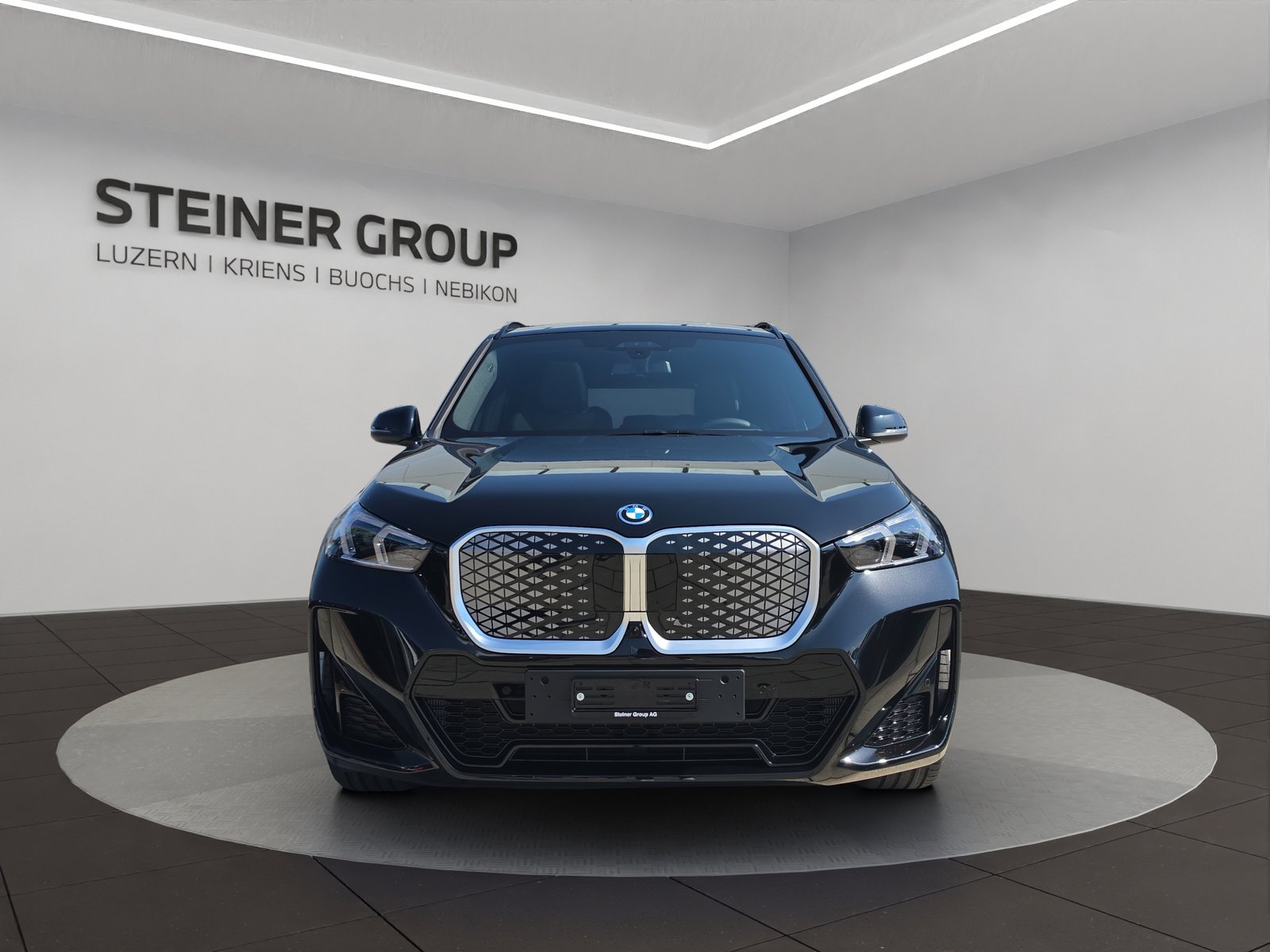 BMW iX1 30 M Sport, Electric, New car, Automatic - 2