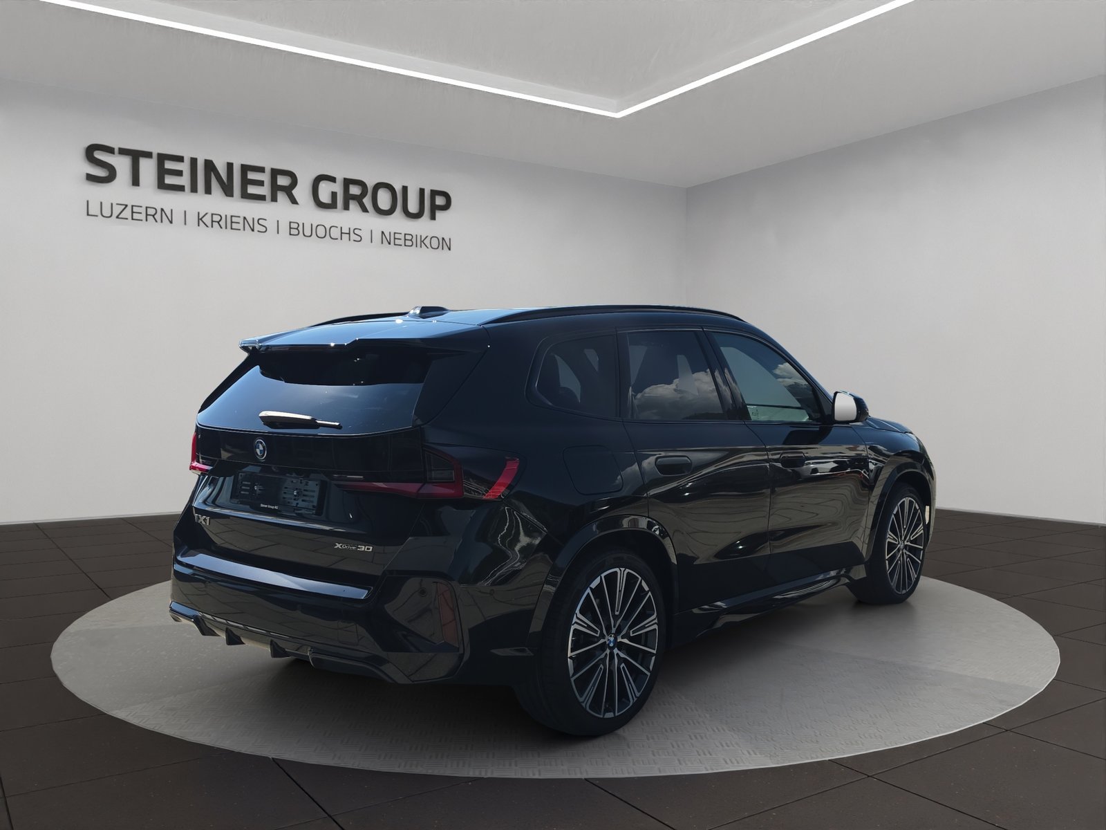 BMW iX1 30 M Sport, Electric, New car, Automatic - 5