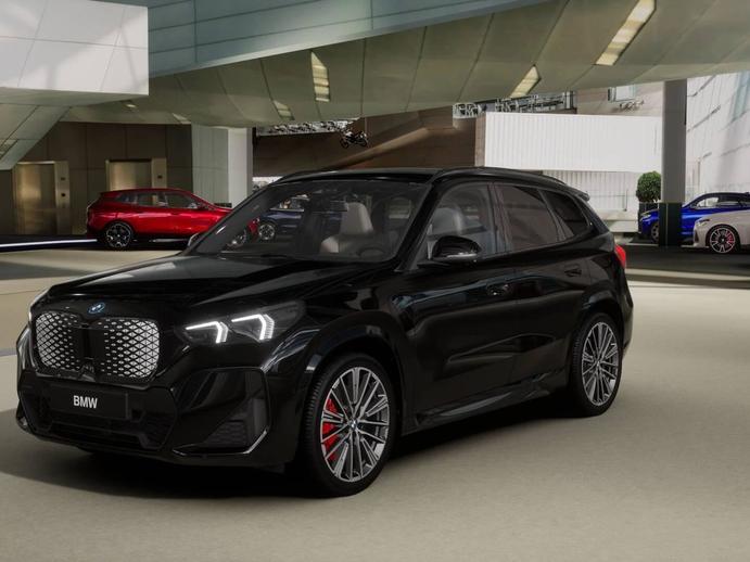 BMW iX1 30 xDrive, Elettrica, Auto nuove, Automatico