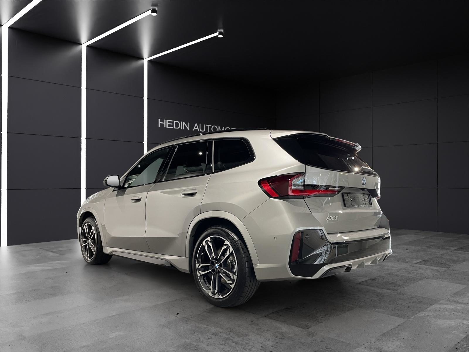BMW iX1 30 xDrive, Elettrica, Auto nuove, Automatico - 4