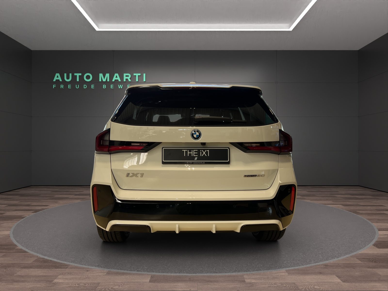 BMW iX1 20 eDrive, Electric, New car, Automatic - 3