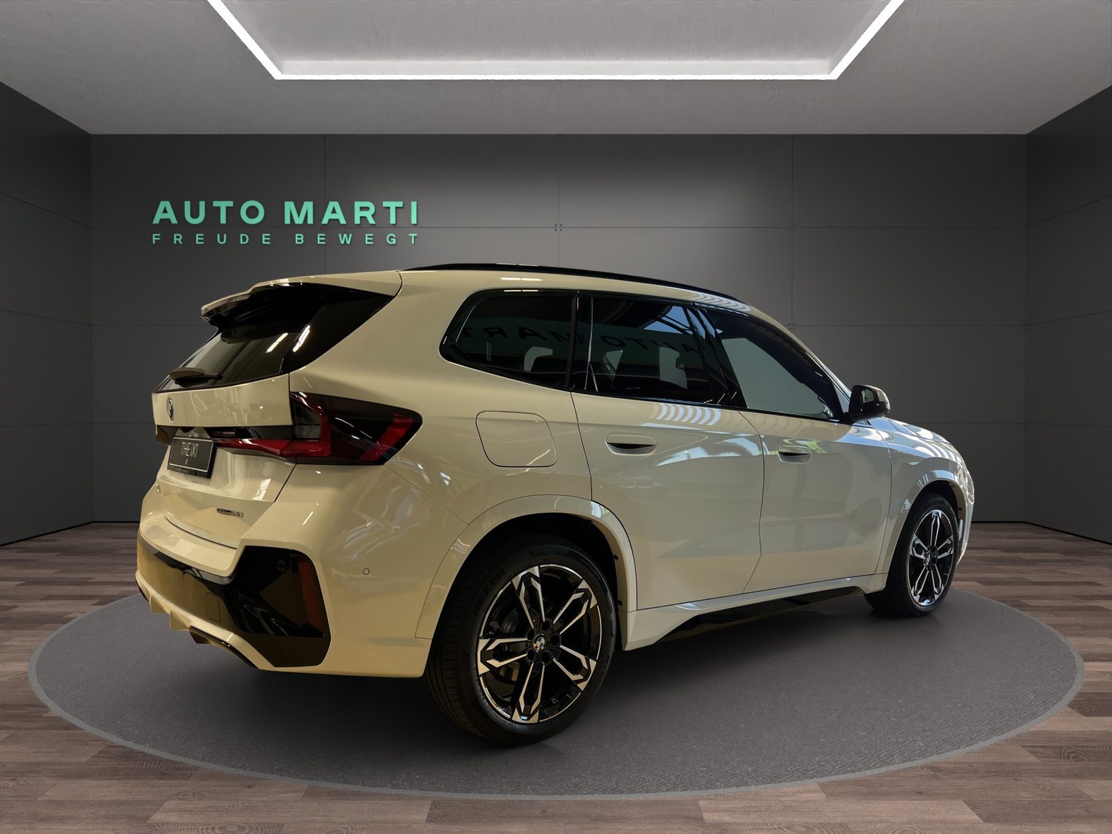 BMW iX1 20 eDrive, Electric, New car, Automatic - 4