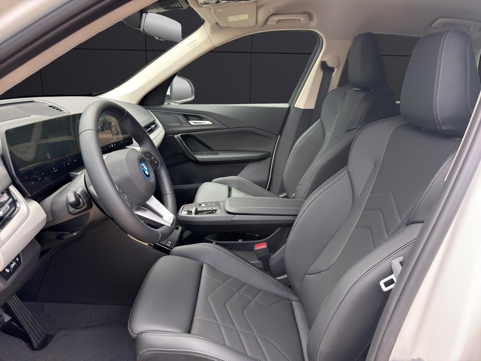 BMW iX1 30 xDrive, Électrique, Voiture nouvelle, Automatique - 2
