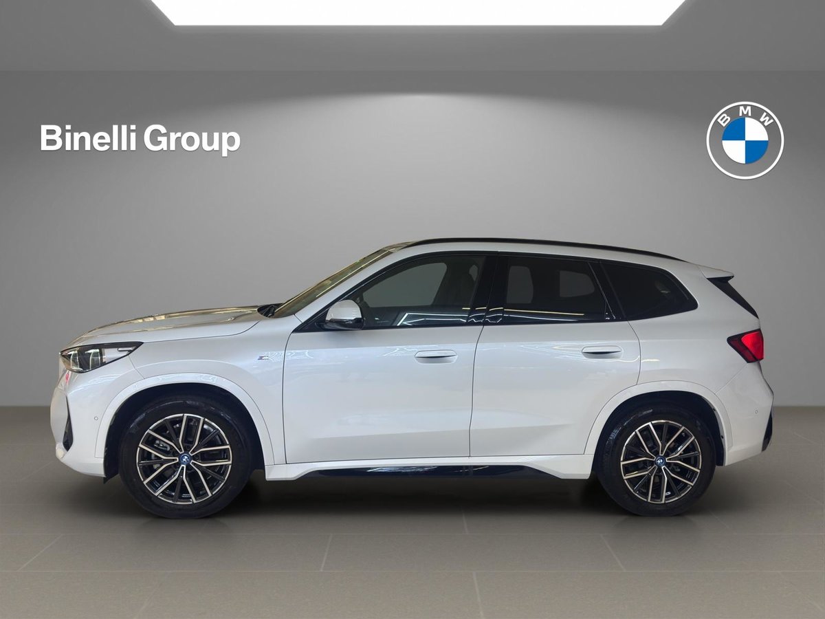 BMW iX1 30, Électrique, Occasion / Utilisé, Automatique - 2