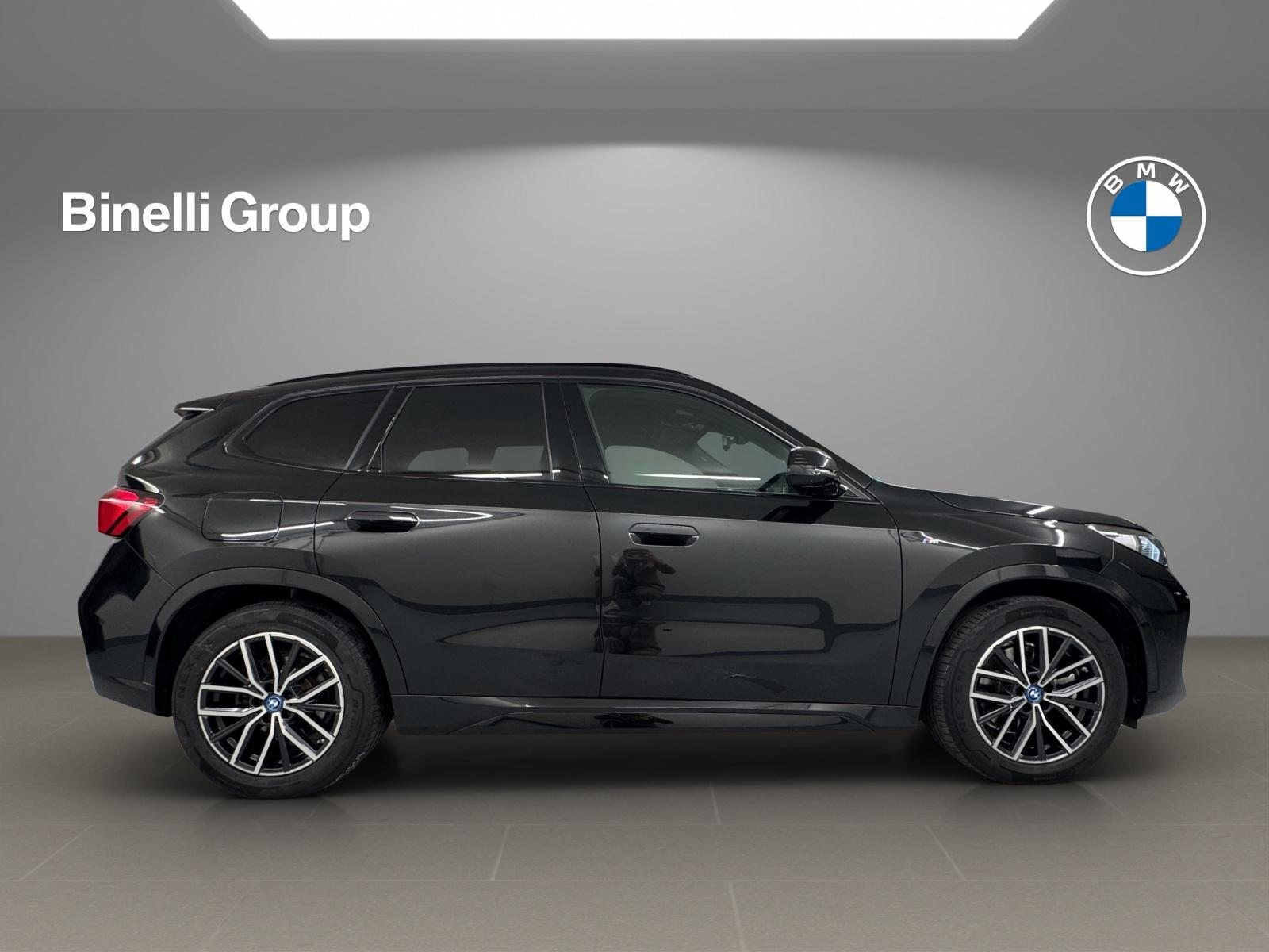 BMW iX1 30 xDrive, Elektro, Occasion / Gebraucht, Automatik - 6