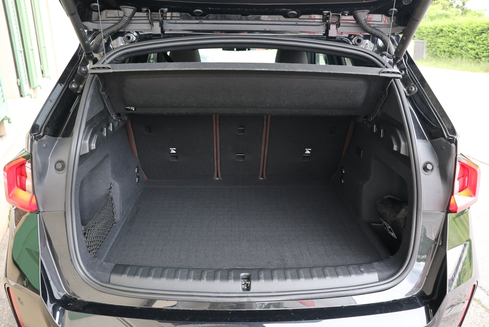 BMW iX1 30 M Sport, Elektro, Occasion / Gebraucht, Automatik - 7