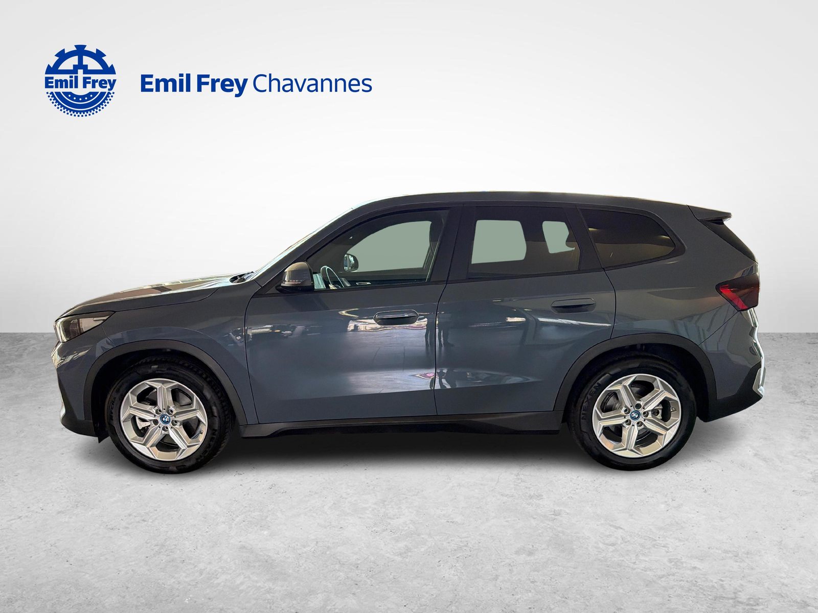 BMW iX1 30 xDrive, Elektro, Occasion / Gebraucht, Automatik - 5
