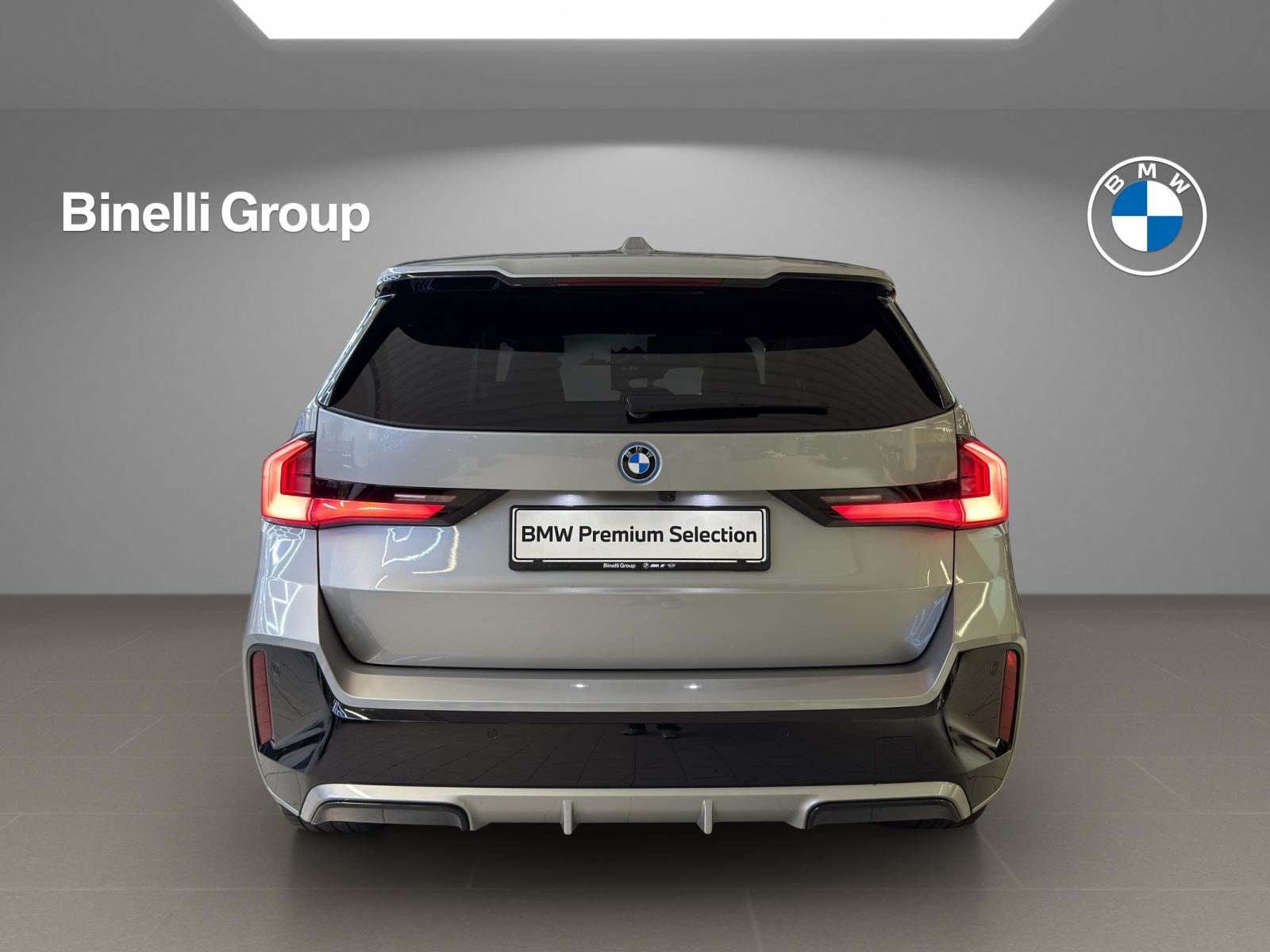 BMW iX1 30 xDrive, Elektro, Occasion / Gebraucht, Automatik - 5