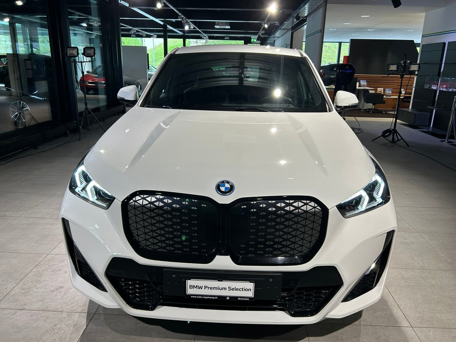 BMW iX1 30 M Sport, Elektro, Occasion / Gebraucht, Automatik - 4