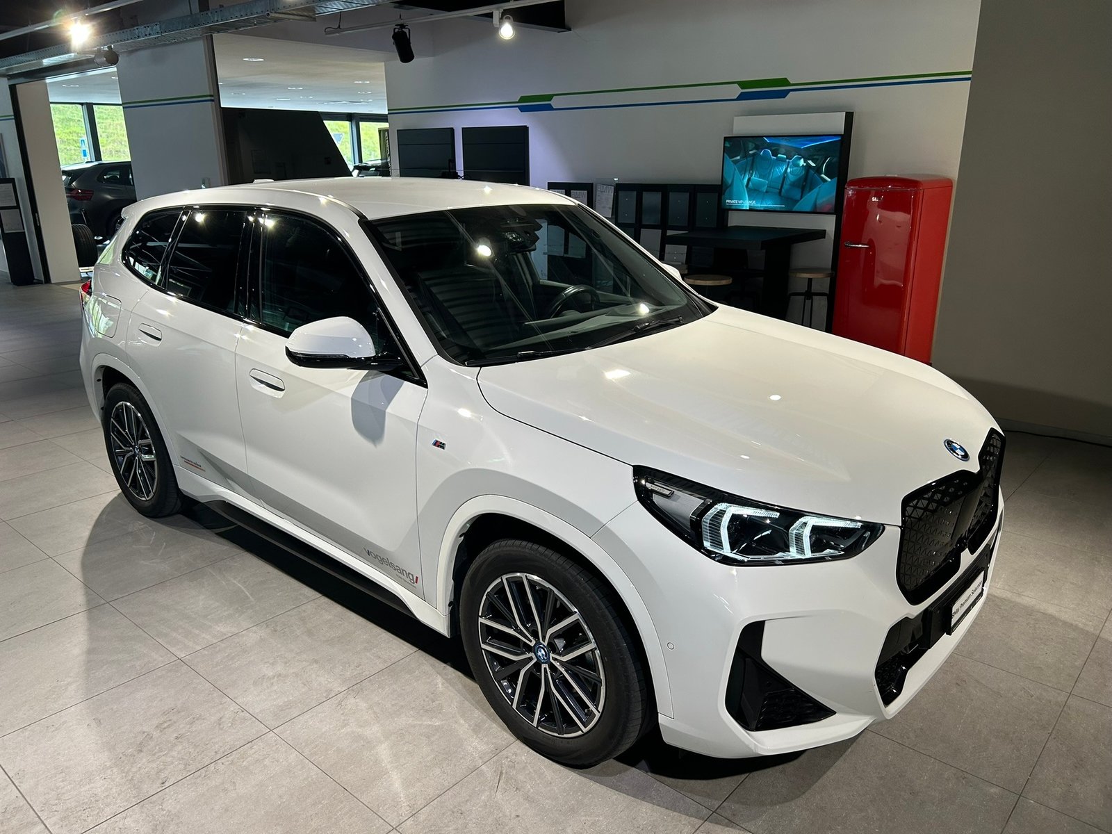 BMW iX1 30 M Sport, Elektro, Occasion / Gebraucht, Automatik - 6