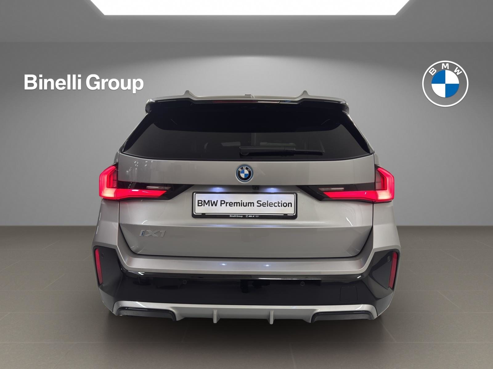 BMW iX1 30 xDrive, Électrique, Occasion / Utilisé, Automatique - 4