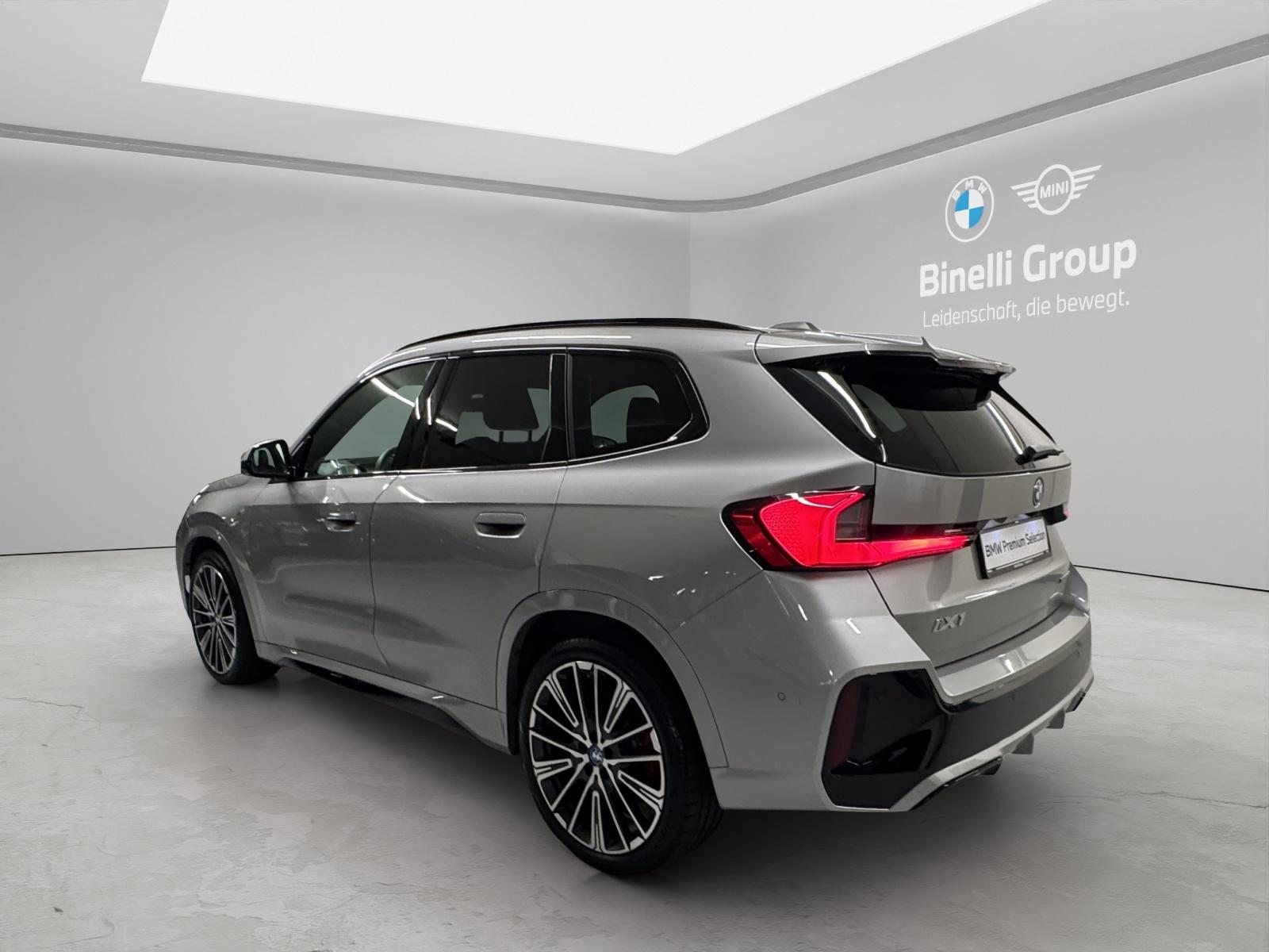 BMW iX1 30 xDrive, Électrique, Occasion / Utilisé, Automatique - 3