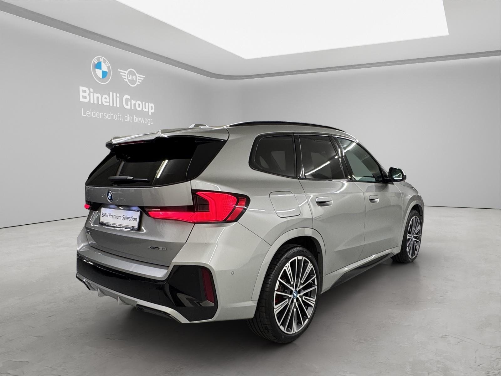 BMW iX1 30 xDrive, Électrique, Occasion / Utilisé, Automatique - 5