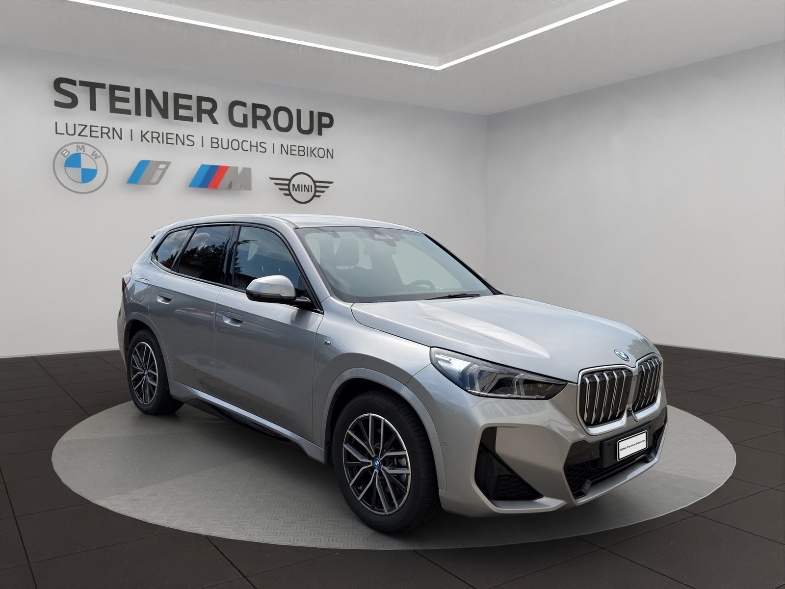 BMW iX1 30 M Sport, Electric, Second hand / Used, Automatic - 4