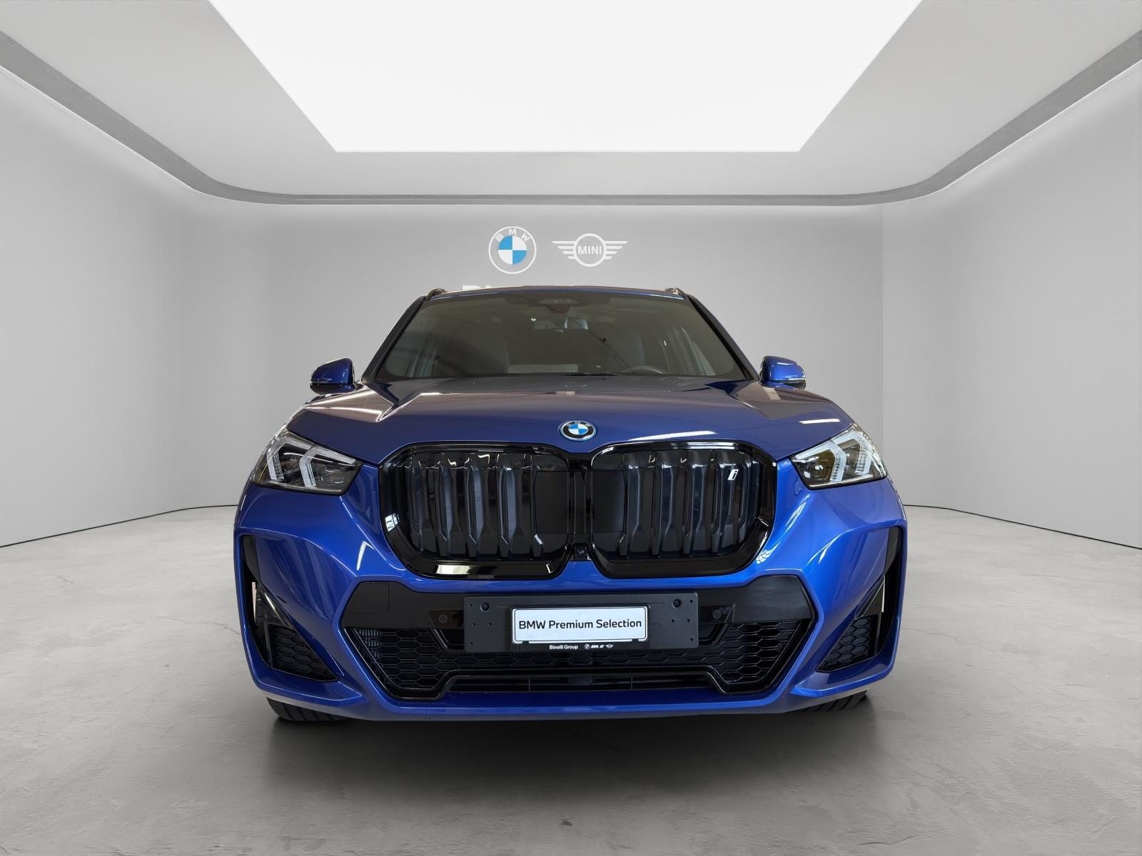 BMW iX1 30 xDrive, Électrique, Occasion / Utilisé, Automatique - 3
