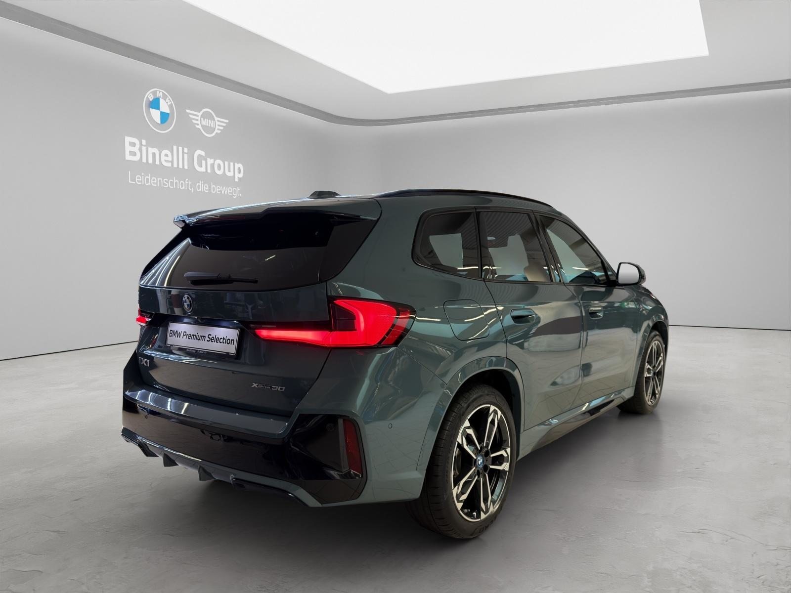 BMW iX1 30 xDrive M-SportPaket, Electric, Second hand / Used, Automatic - 6