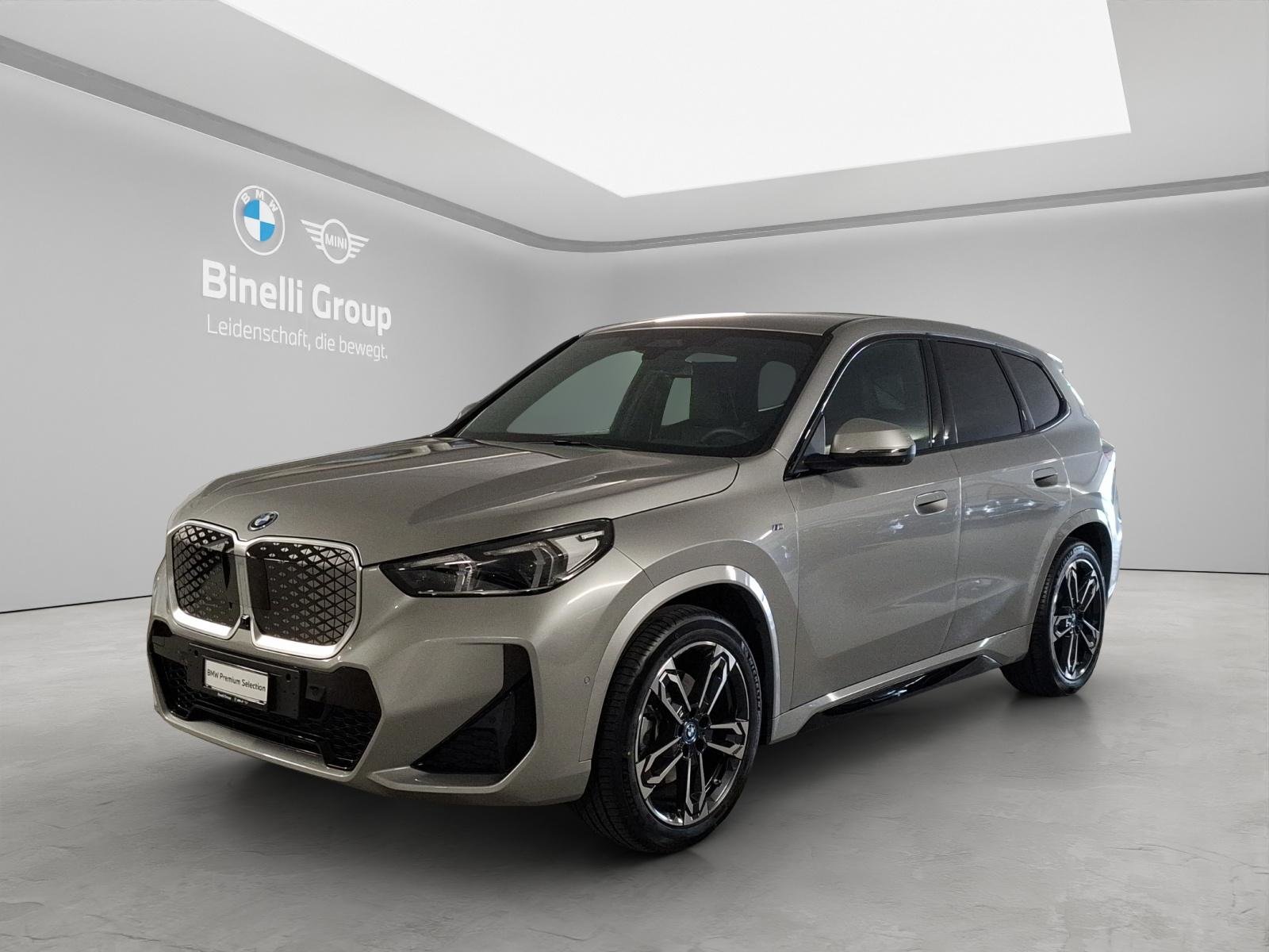 BMW iX1 30