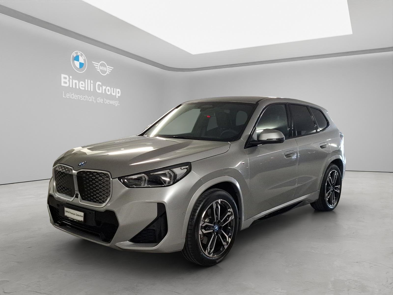BMW iX1 30