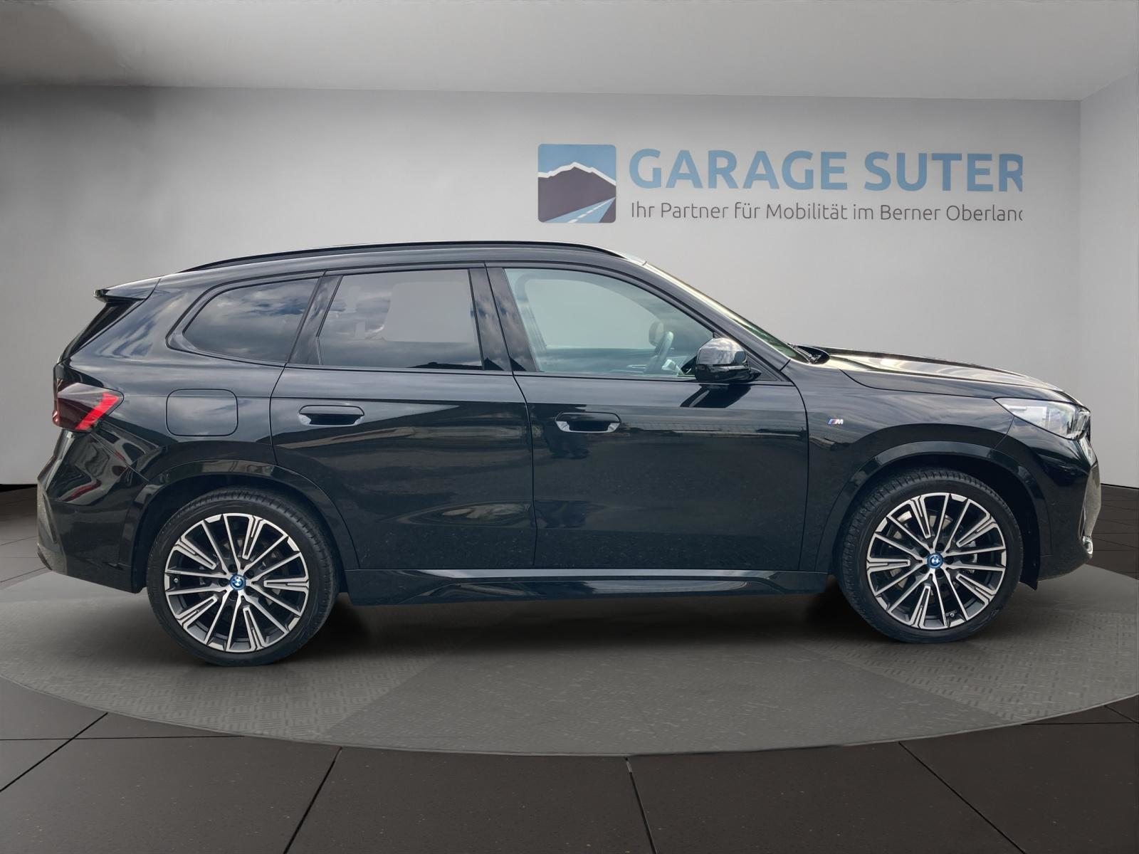 BMW iX1 30 xDrive, Elektro, Occasion / Gebraucht, Automatik - 6