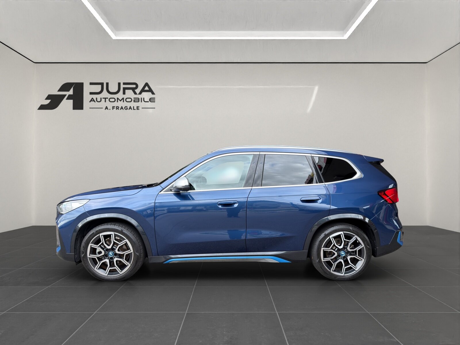 BMW iX1 30, Électrique, Occasion / Utilisé, Automatique - 4