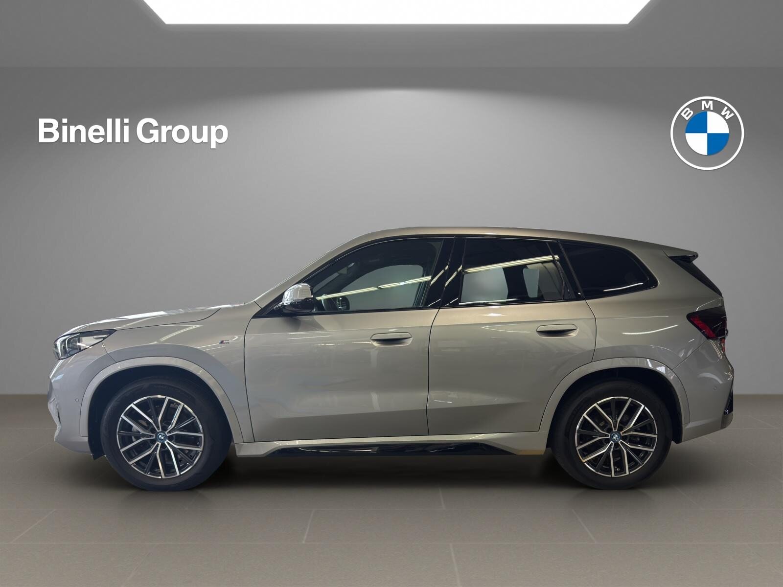 BMW iX1 30 xDrive, Électrique, Occasion / Utilisé, Automatique - 4