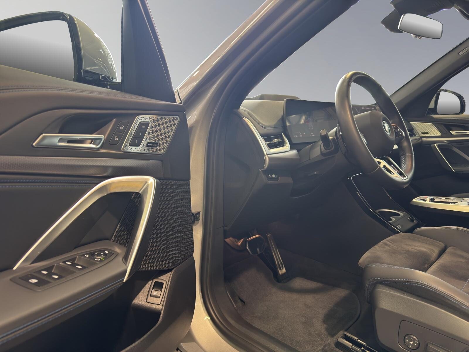BMW iX1 30 xDrive, Électrique, Occasion / Utilisé, Automatique - 6
