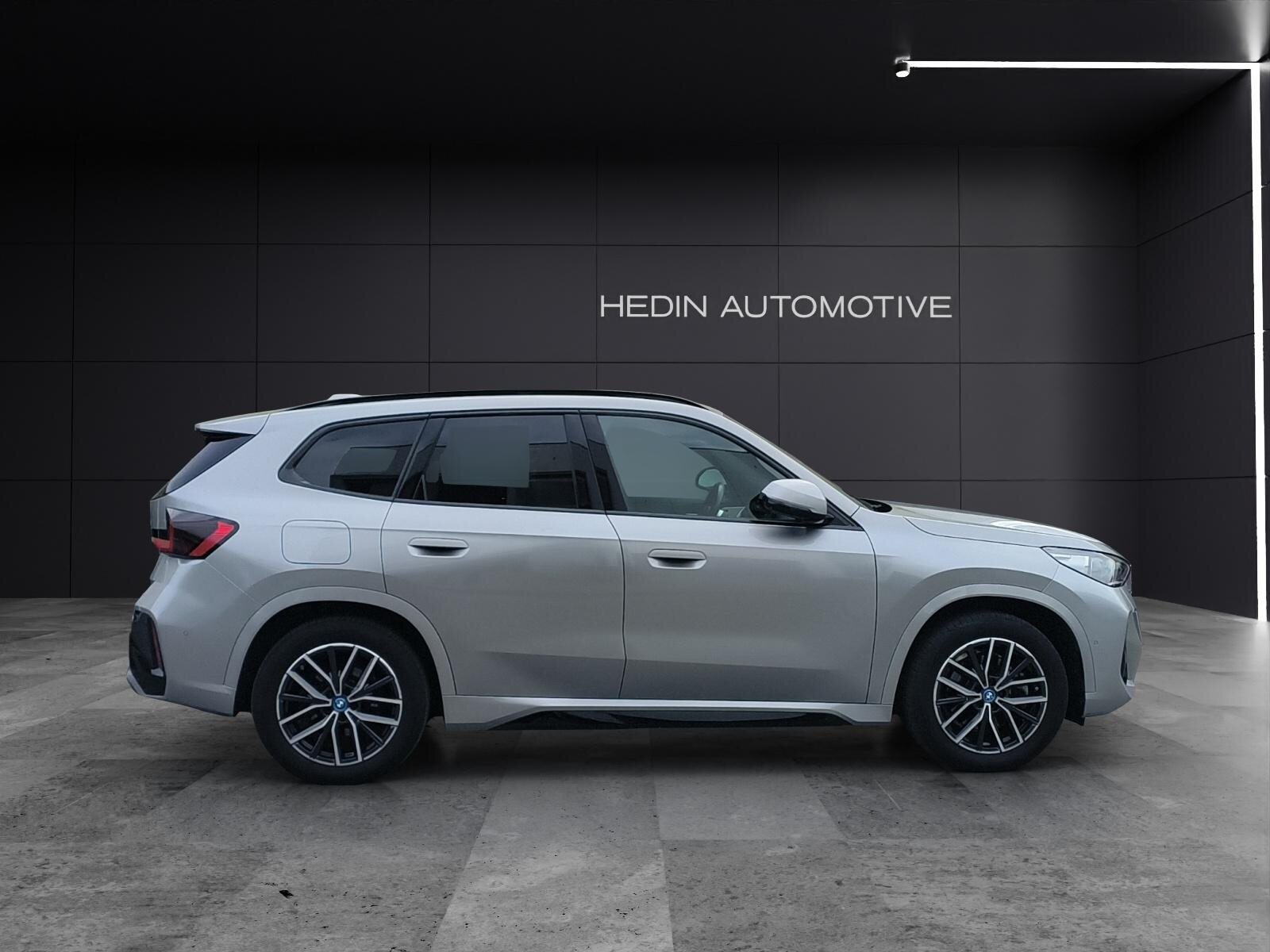 BMW iX1 U11 30 xDrive, Elektro, Occasion / Gebraucht, Automatik - 6