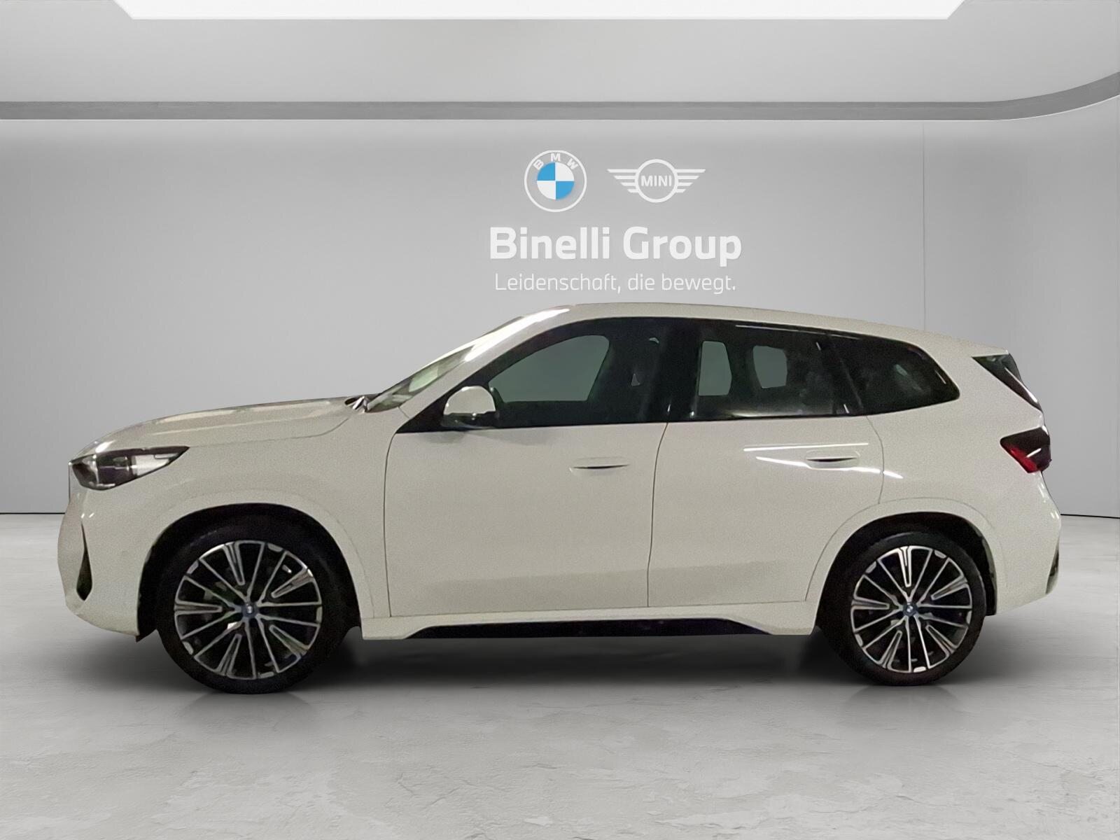 BMW iX1 U11 30 xDrive, Elektro, Occasion / Gebraucht, Automatik - 4