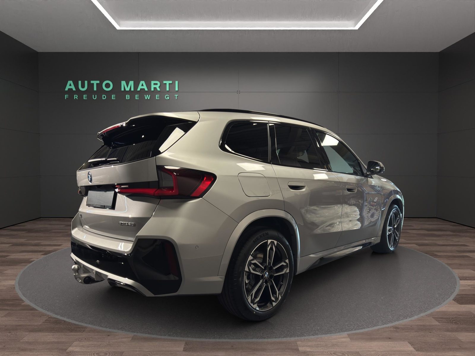 BMW iX1 20 eDrive, Elektro, Vorführwagen, Automatik - 4