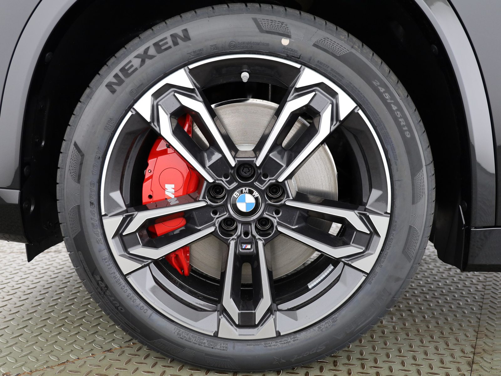 BMW iX1 30 xDrive, Elektro, Vorführwagen, Automatik - 7