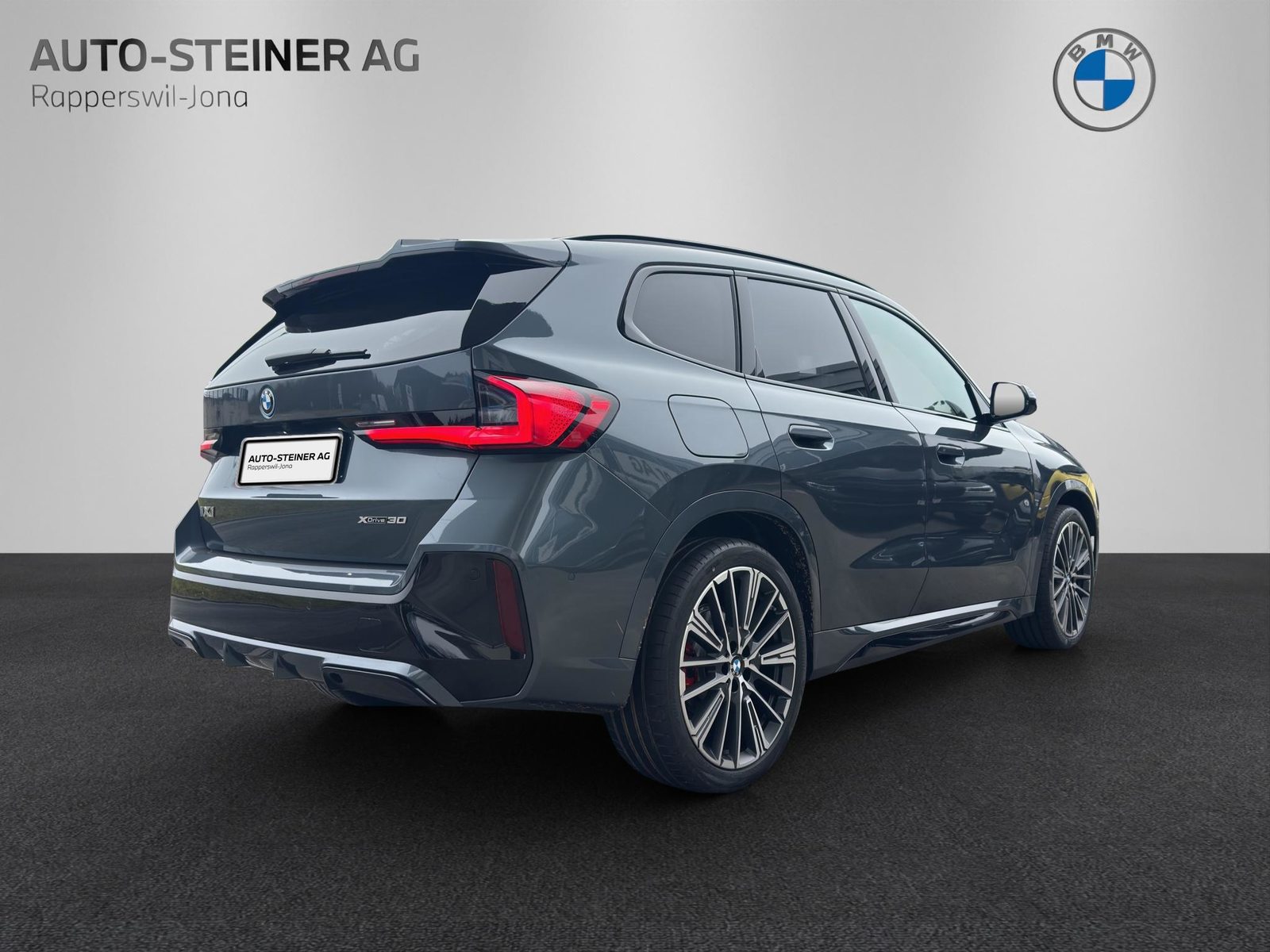 BMW iX1 30 xDrive M Sport Pro, Electric, New car, Automatic - 5