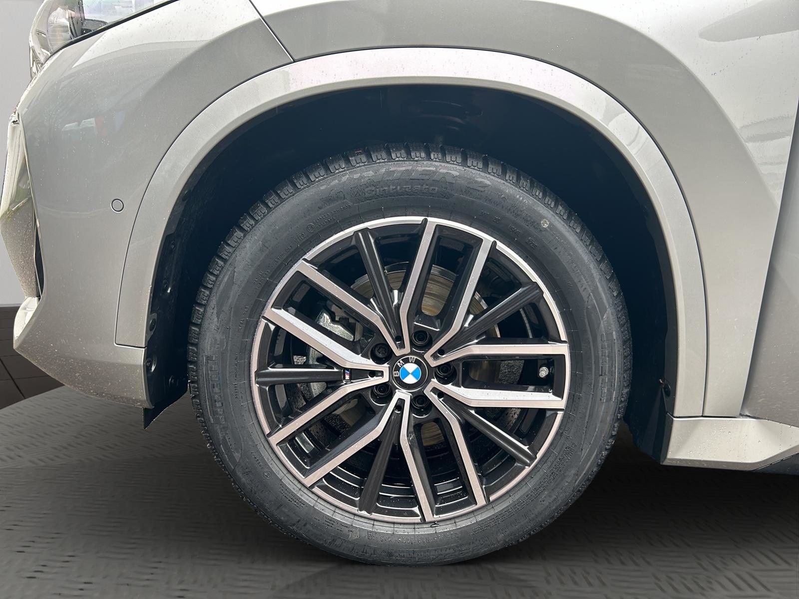 BMW iX1 20 eDrive, Electric, Ex-demonstrator, Automatic - 6