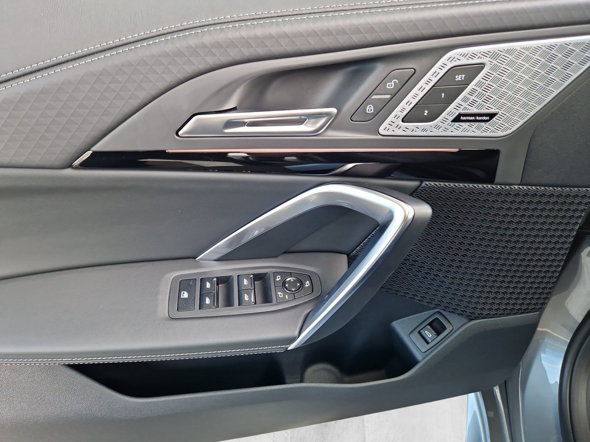 BMW iX2 30 Edition M Sport Pro, Électrique, Voiture nouvelle, Automatique - 7
