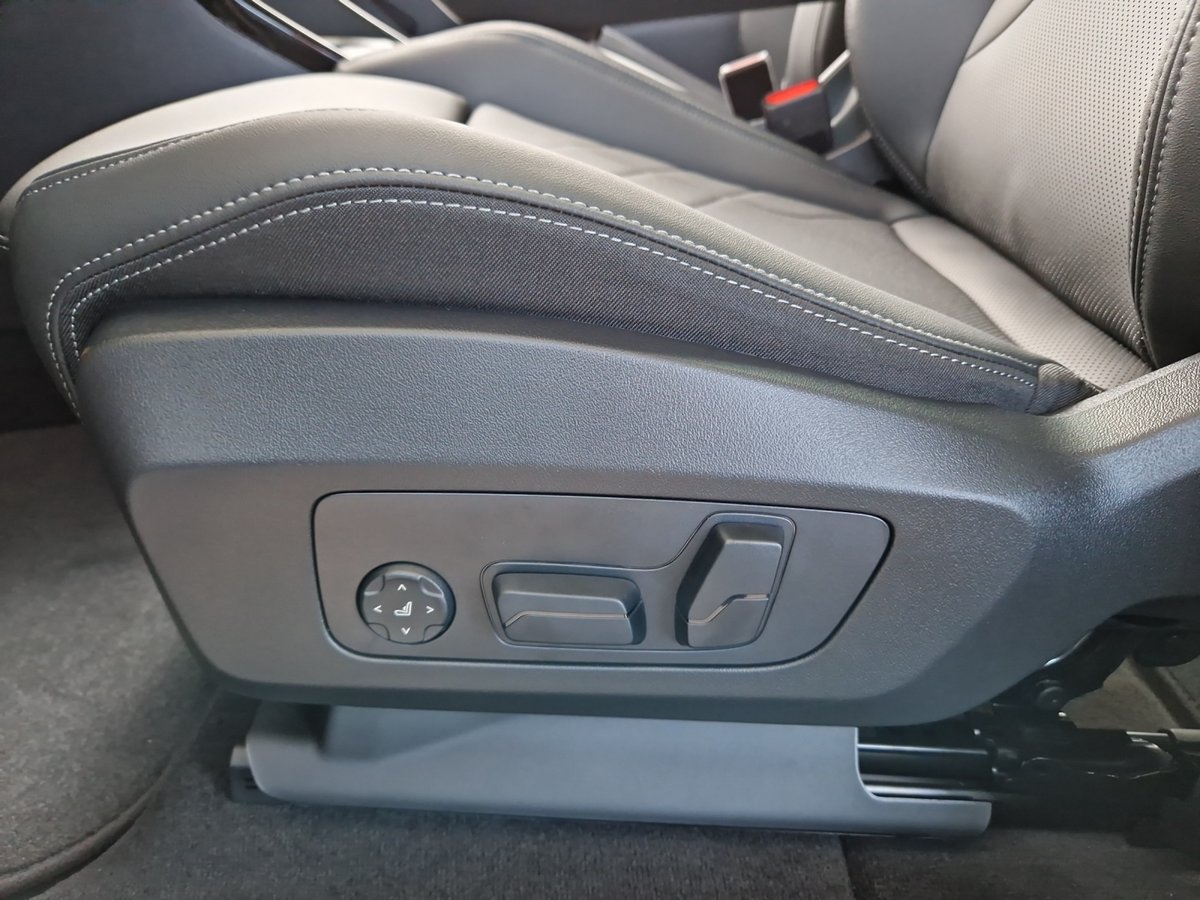 BMW iX2 30 Edition M Sport Pro, Elettrica, Auto nuove, Automatico - 7