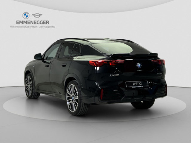 BMW iX2  30 M Sport Pro, Elektro, Occasion / Gebraucht, Automatik - 3
