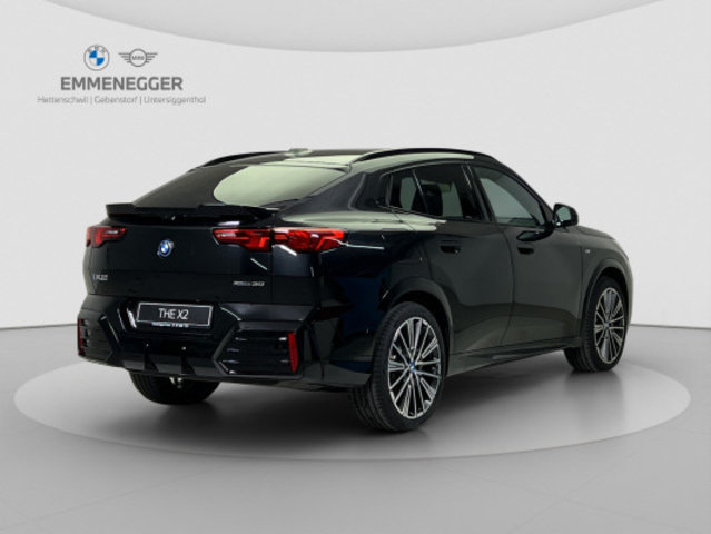 BMW iX2  30 M Sport Pro, Elektro, Occasion / Gebraucht, Automatik - 5