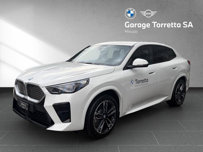 BMW iX2 30 M Sport, Elettrica, Auto dimostrativa, Automatico