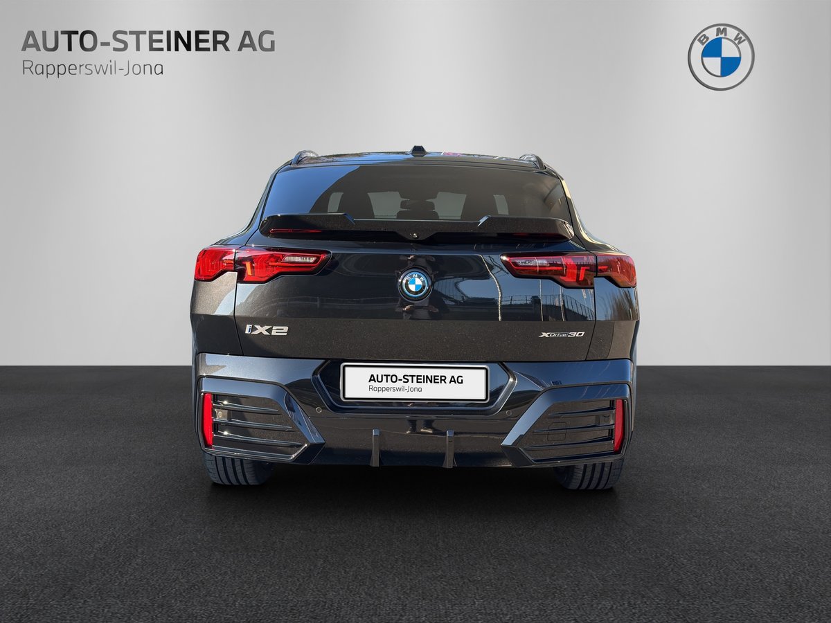 BMW iX2 30 M Sport Pro, Electric, New car, Automatic - 4