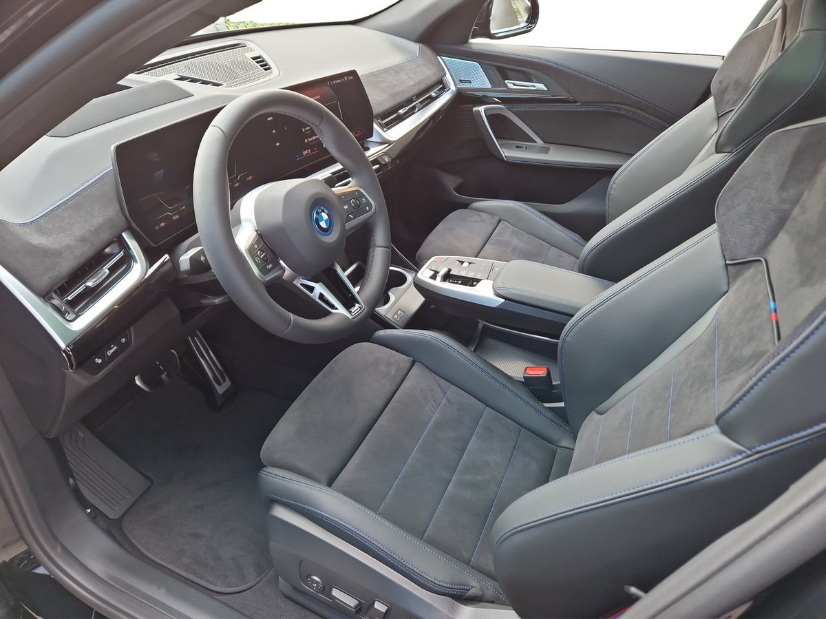 BMW iX2 30 Edition M Sport Pro, Elektro, Neuwagen, Automatik - 5