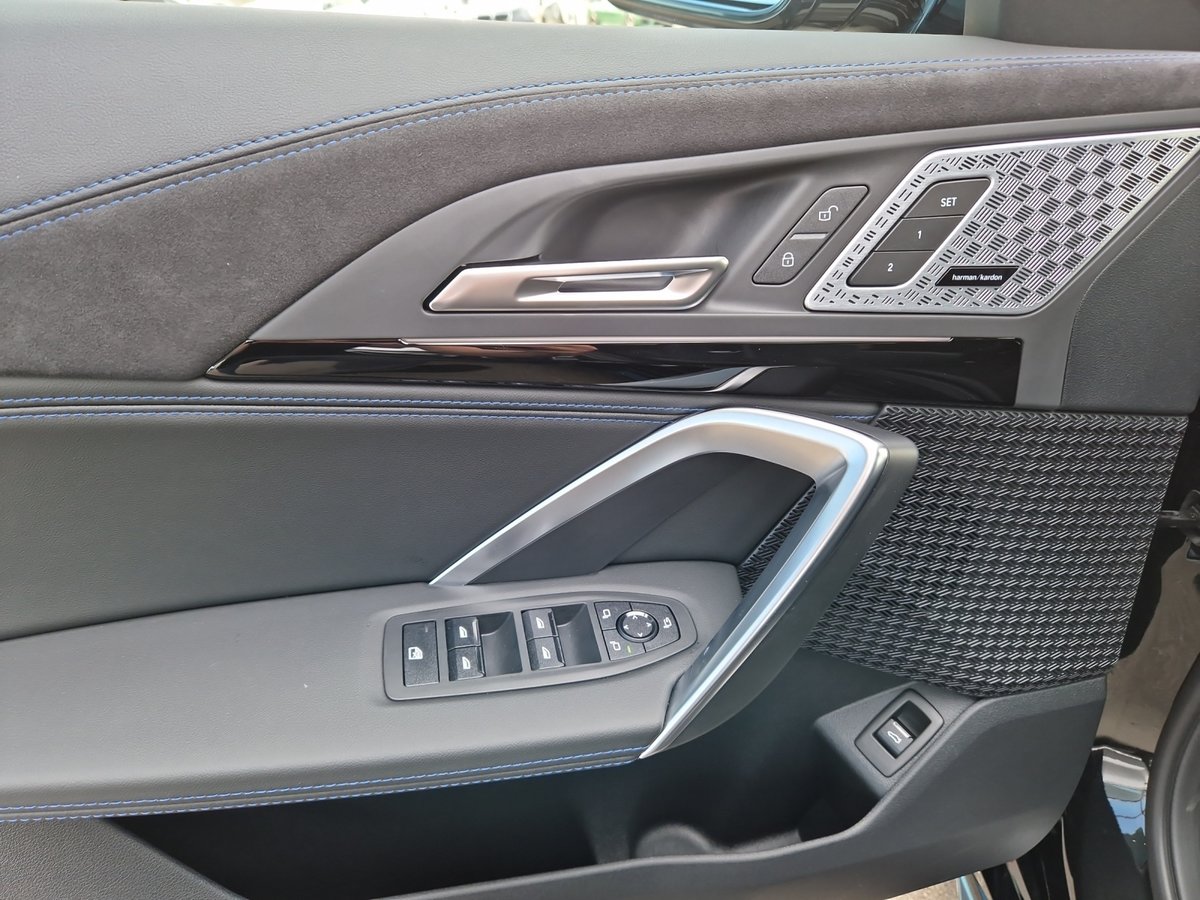 BMW iX2 30 Edition M Sport Pro, Elektro, Neuwagen, Automatik - 6