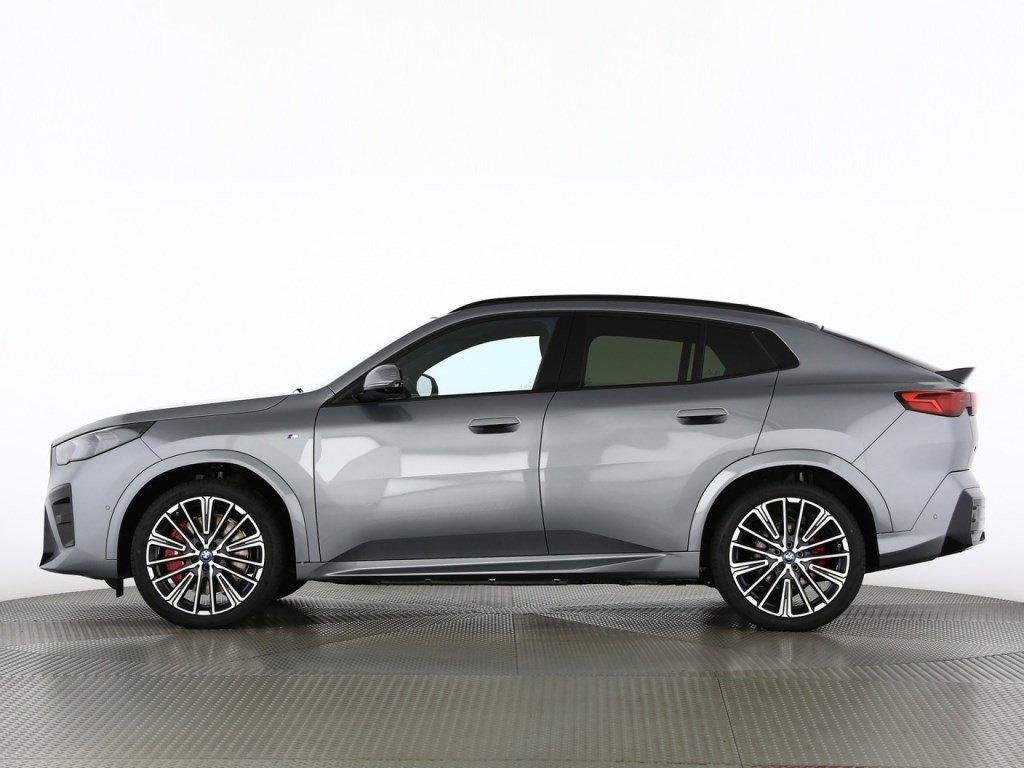 BMW iX2 30, Elektro, Neuwagen, Automatik - 3