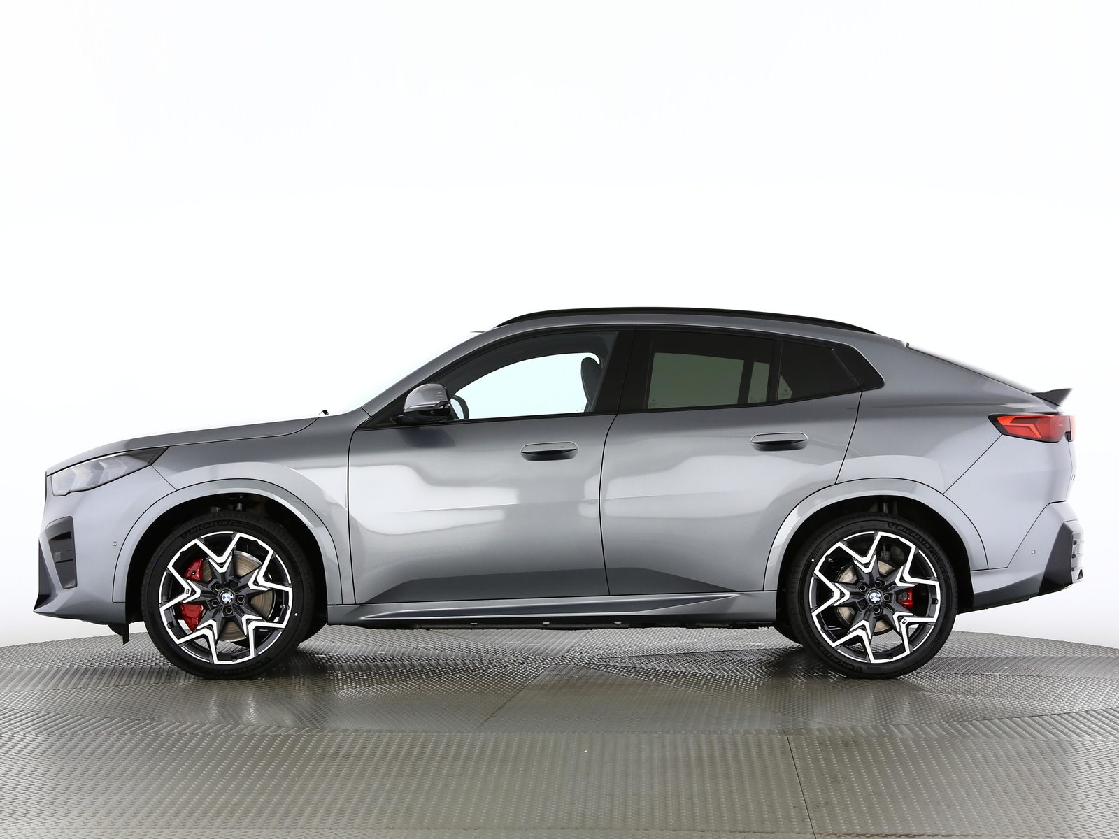 BMW iX2 30 xDrive, Elettrica, Auto nuove, Automatico - 3