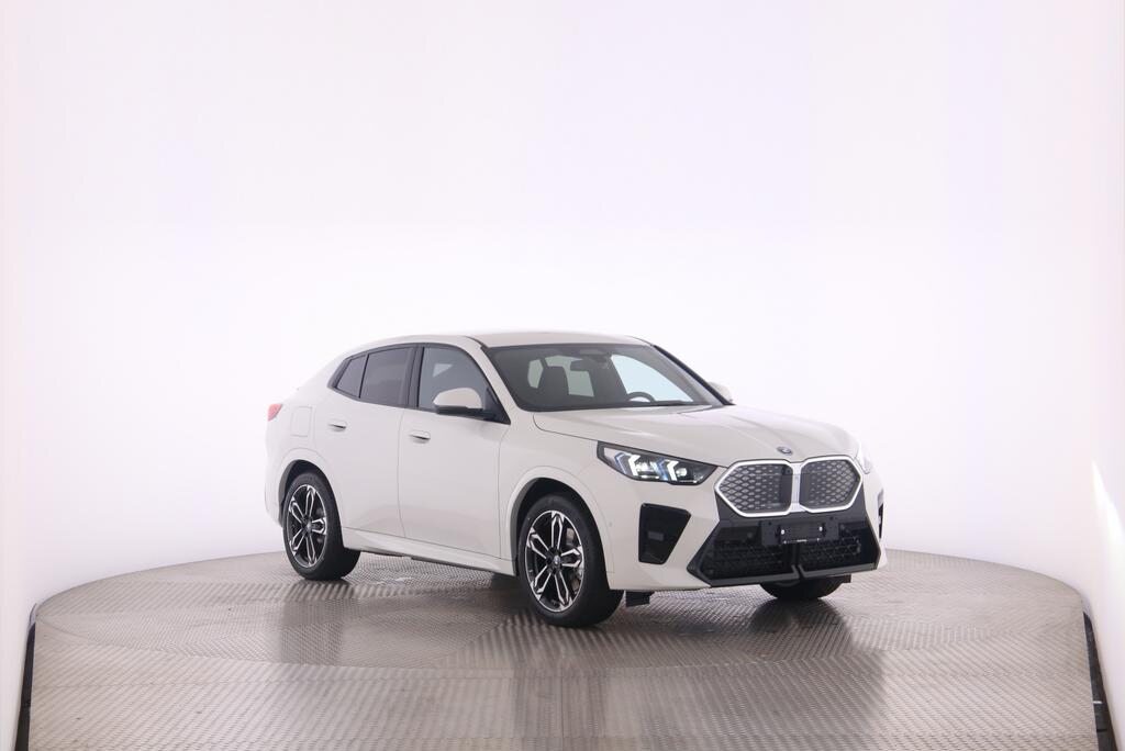 BMW iX2 30 xDrive, Elettrica, Auto nuove, Automatico - 7