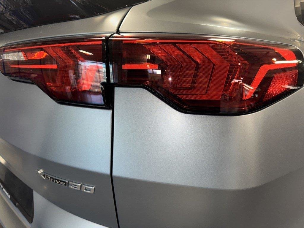 BMW iX2 30, Elektro, Occasion / Gebraucht, Automatik - 7