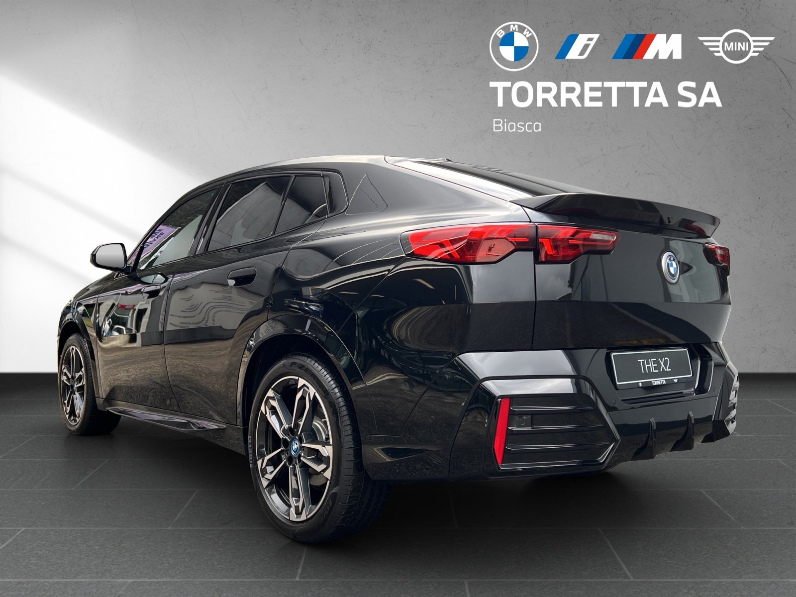 BMW iX2 30 M Sport, Elektro, Occasion / Gebraucht, Automatik - 3