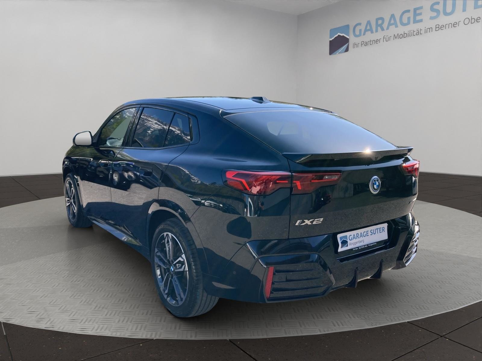 BMW iX2 30 xDrive, Électrique, Occasion / Utilisé, Automatique - 3