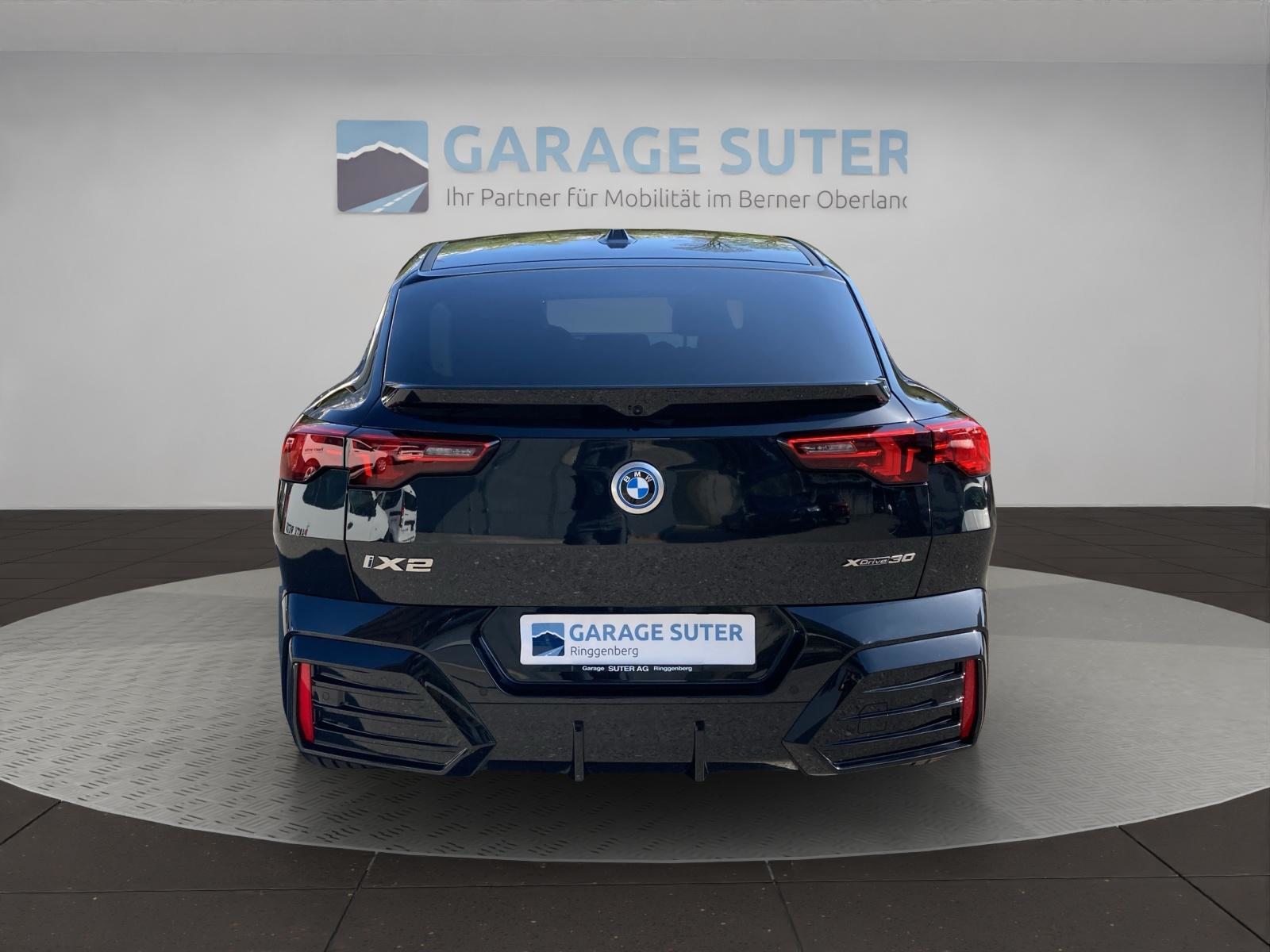 BMW iX2 30 xDrive, Électrique, Occasion / Utilisé, Automatique - 4