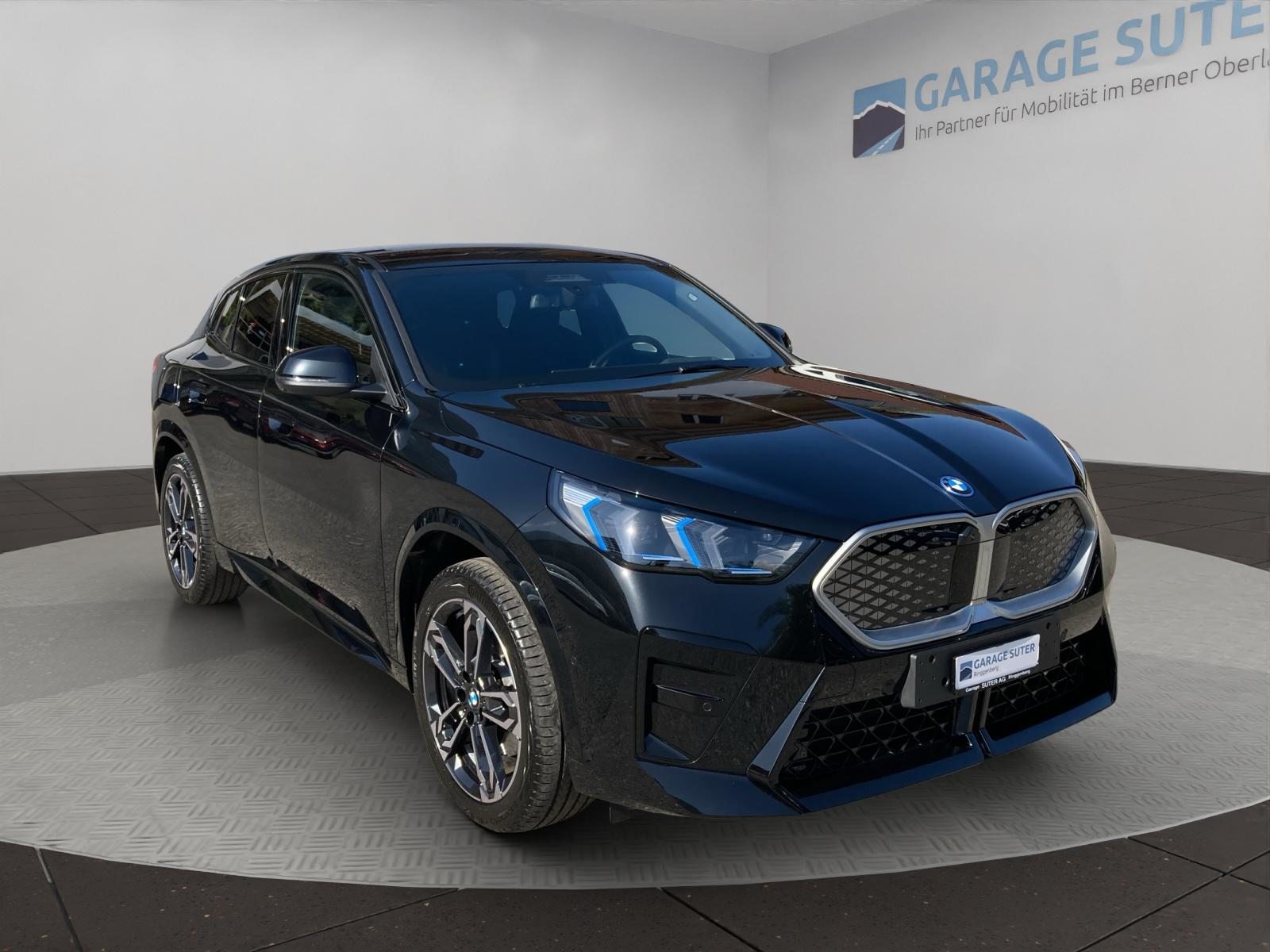 BMW iX2 30 xDrive, Électrique, Occasion / Utilisé, Automatique - 7