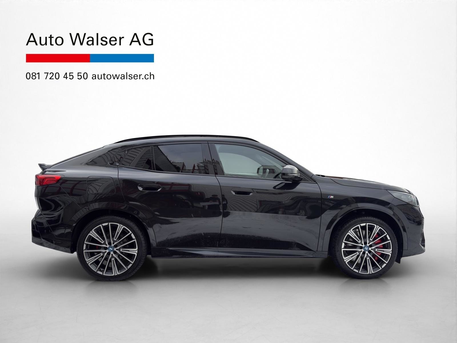 BMW iX2 30 xDrive, Elektro, Occasion / Gebraucht, Automatik - 6